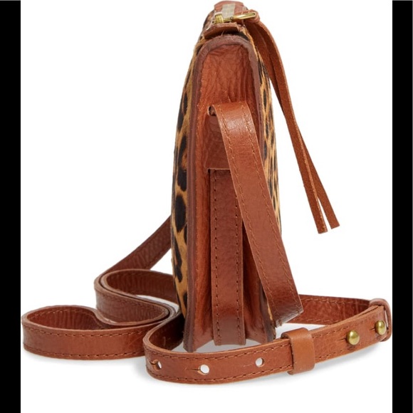 Madewell The Simple Crossbody in Leopard Calf Hair - Picture 3 of 7